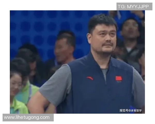 姚明回忆与杨澜的深厚友谊与合作历程分享人生感悟与职业发展理念